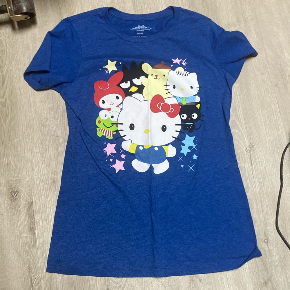 Hello kitty Sanrio shirt pompompurin chococat